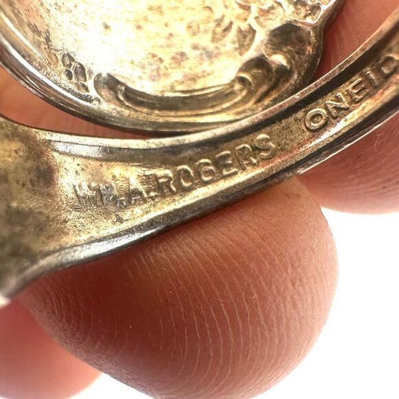 Oneida William Rogers Silver tone  adjustable spoon ring - Picture 4 of 12